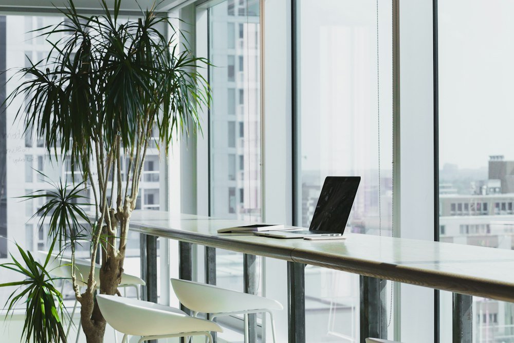 Aluminum laptop stand — illustrative photo